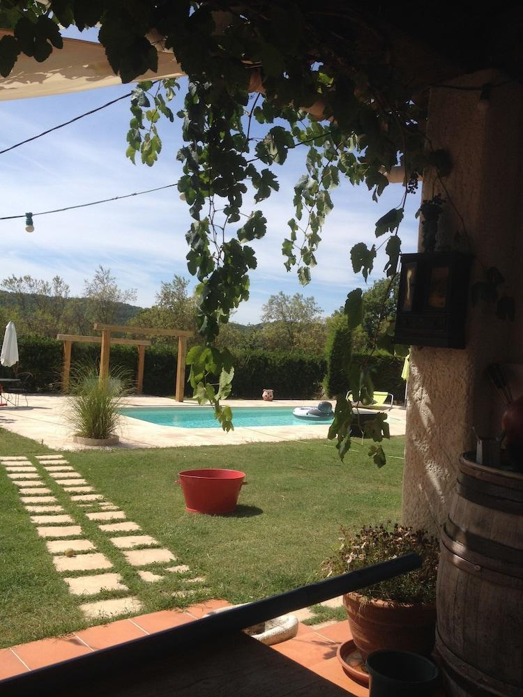 Bed and Breakfast La Vignarelle à Callas Extérieur photo