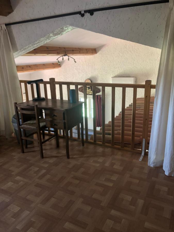Bed and Breakfast La Vignarelle à Callas Extérieur photo