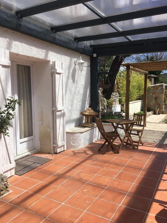 Bed and Breakfast La Vignarelle à Callas Extérieur photo